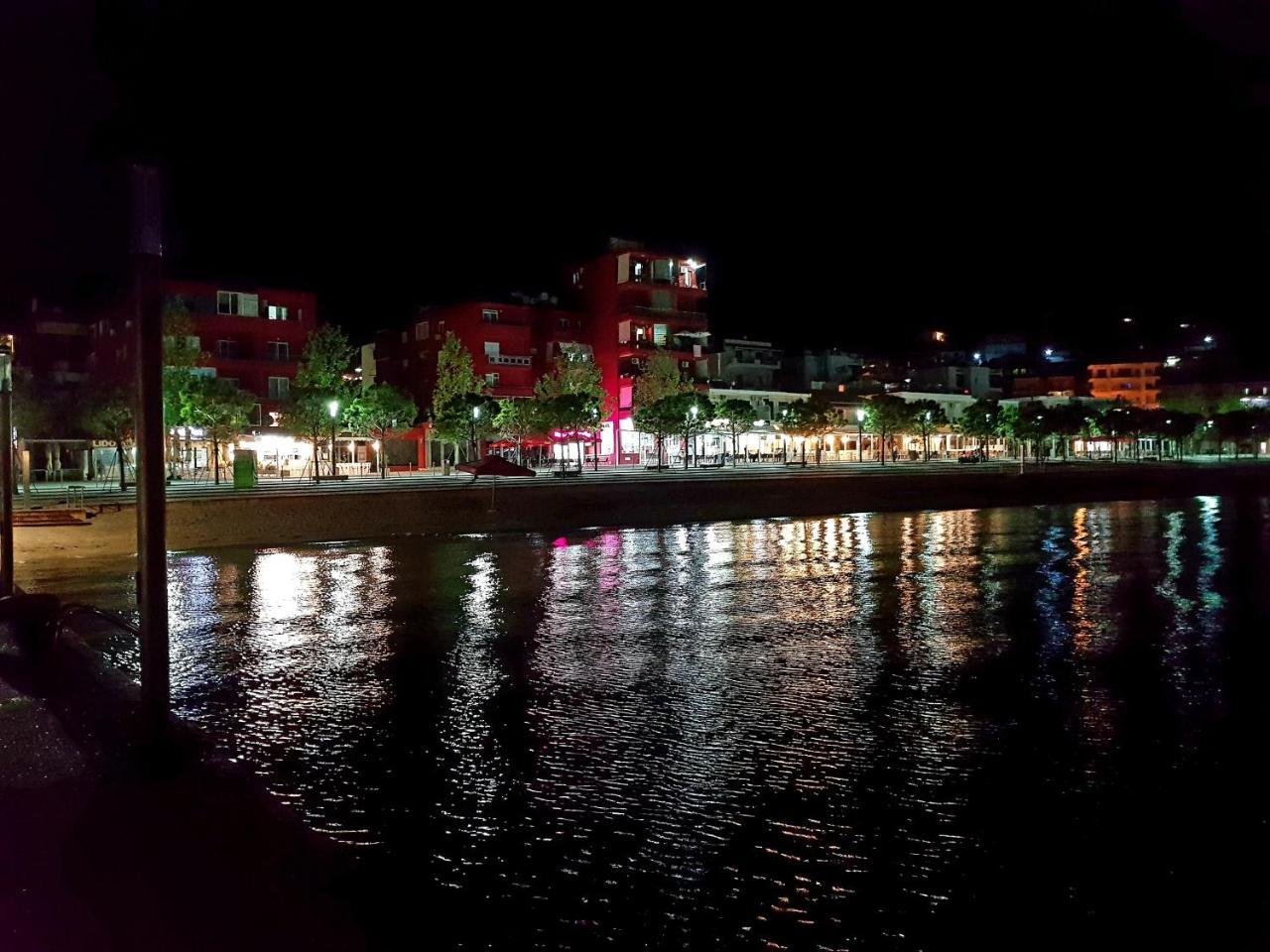 Dhima Hotel Himarë Exterior foto